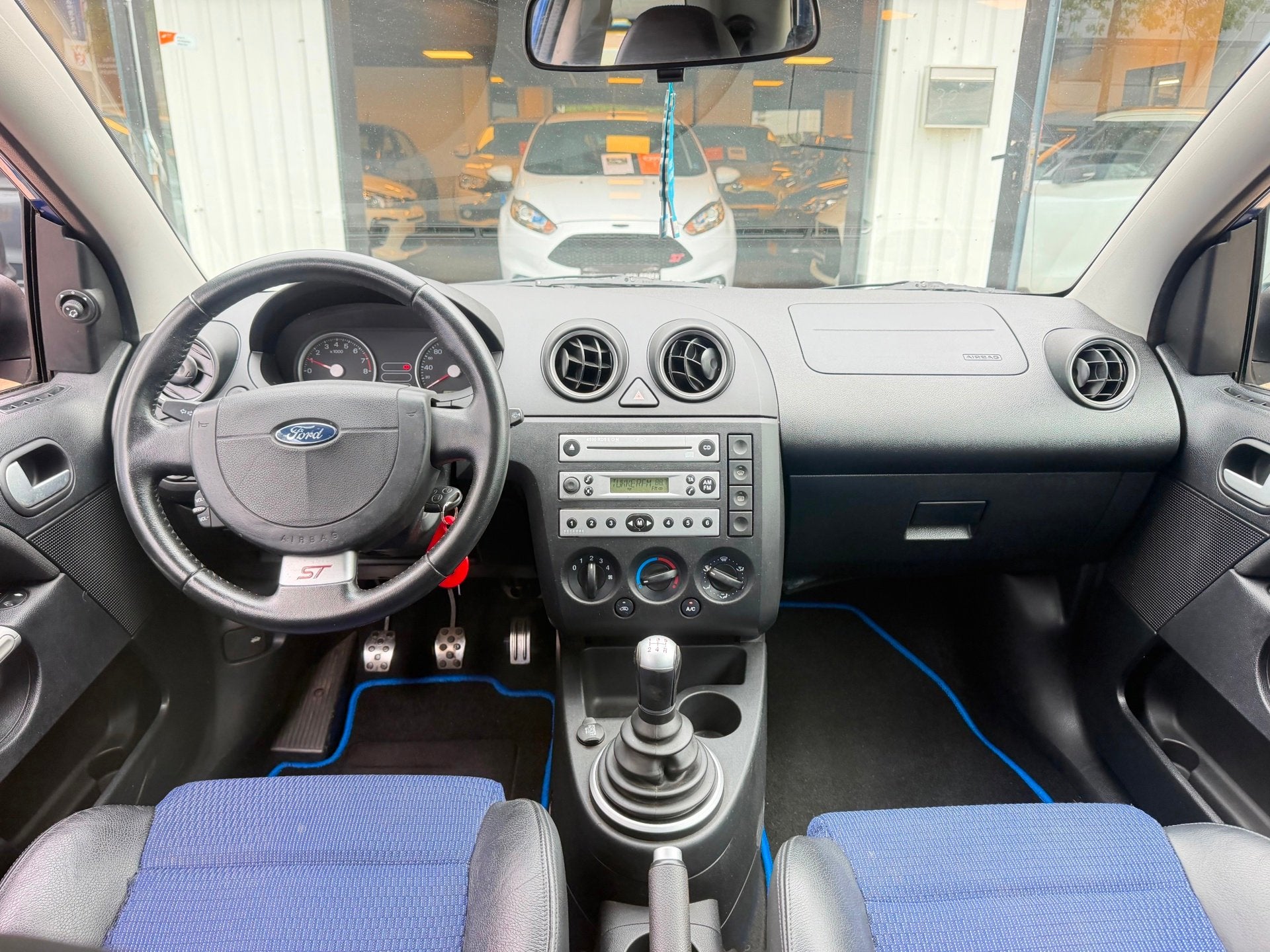Ford Fiesta 2.0-16V ST 150Pk|Nap|Airco|Led|Lmv|Elek Pakket|N, Voorwielaandrijving, 1037 kg, Zwart, 4 cilinders