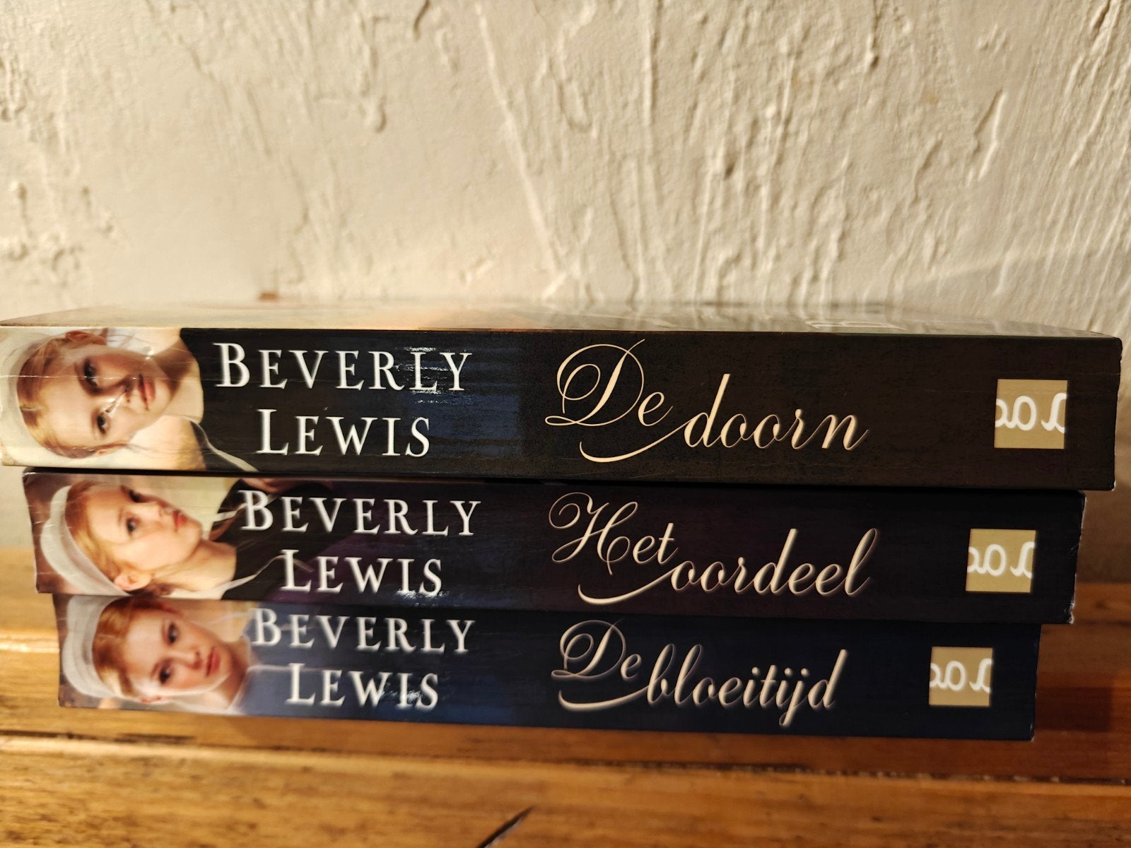Serie: De Roos van Beverly Lewis., Ophalen of Verzenden, Zo goed als nieuw