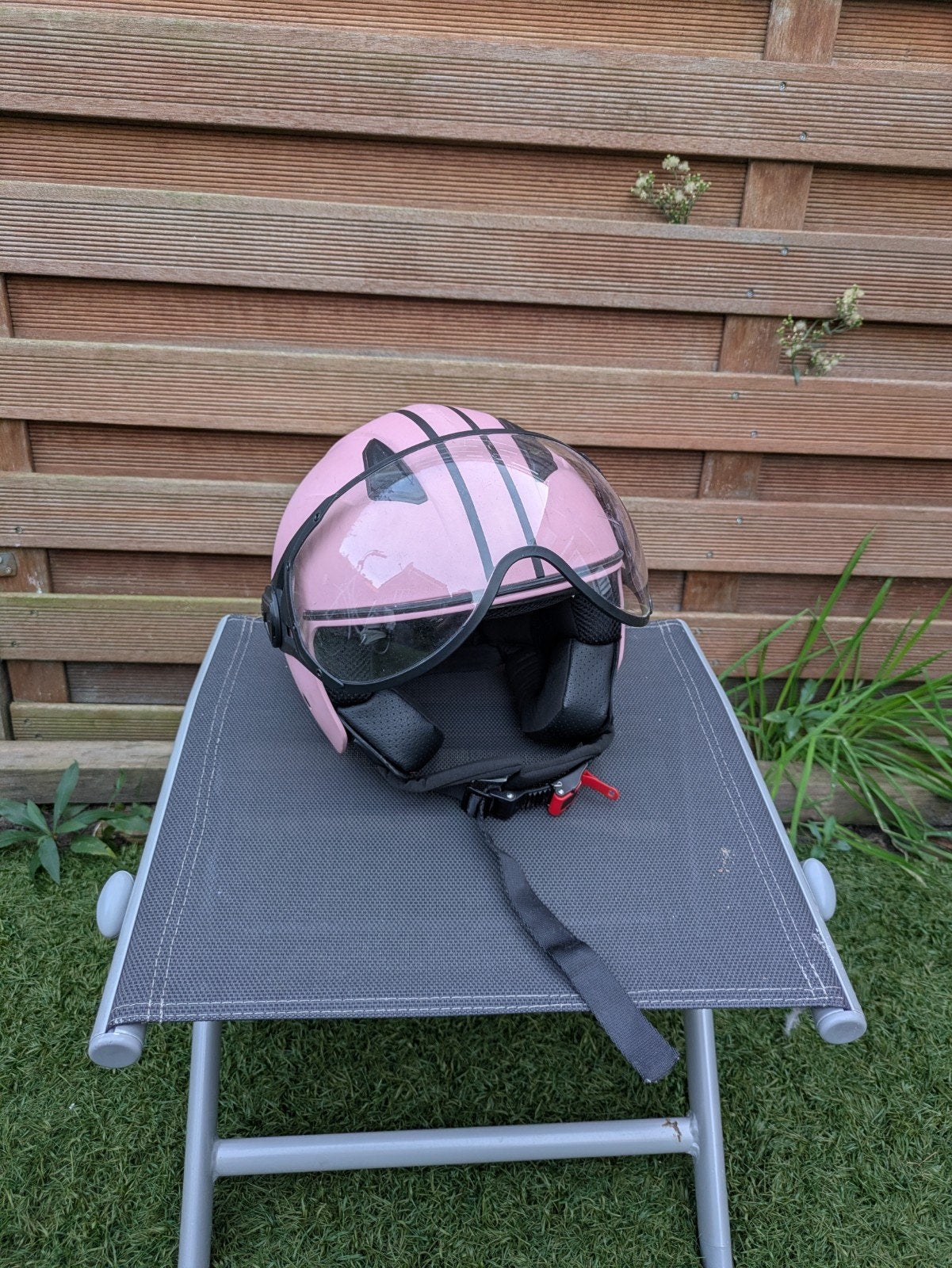 helm, Ophalen, Zo goed als nieuw