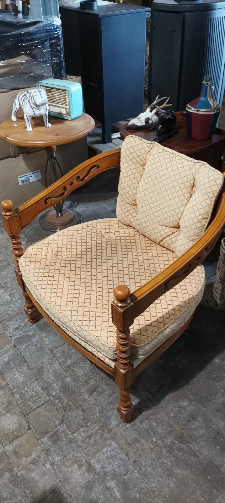 Fauteuil met stoffen bekleding, Huis en Inrichting, Ophalen, Hout, Eén