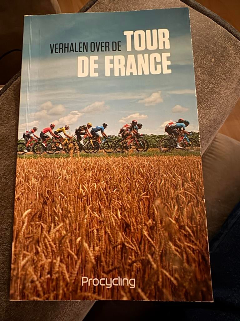 Verhalen over de Tour de France - Procycling, Ophalen of Verzenden, Gelezen, Lopen en Fietsen