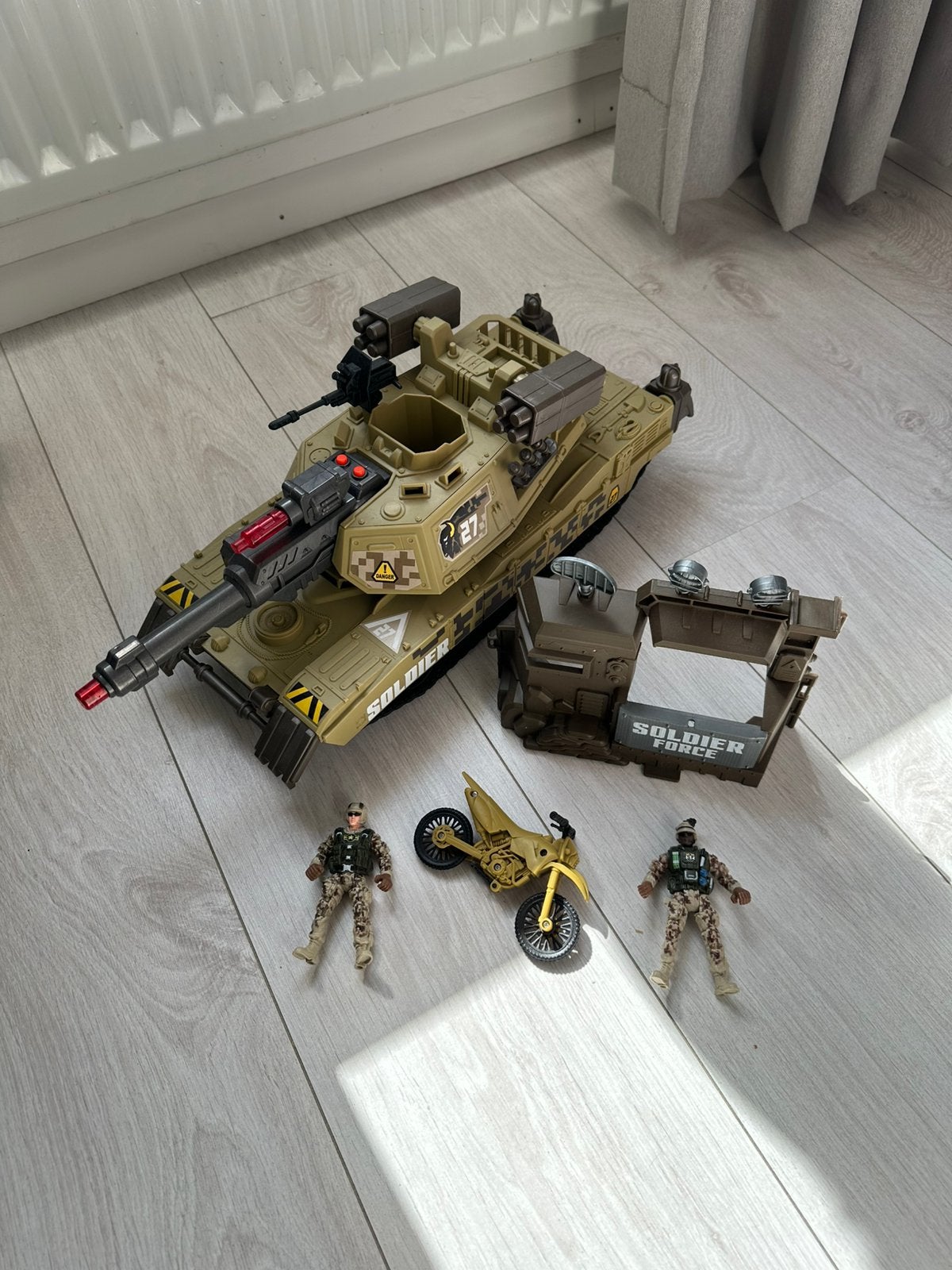 Soldier Force speelgoed set als NIEUW, Nu voor 10 euro, Ophalen of Verzenden, Zo goed als nieuw