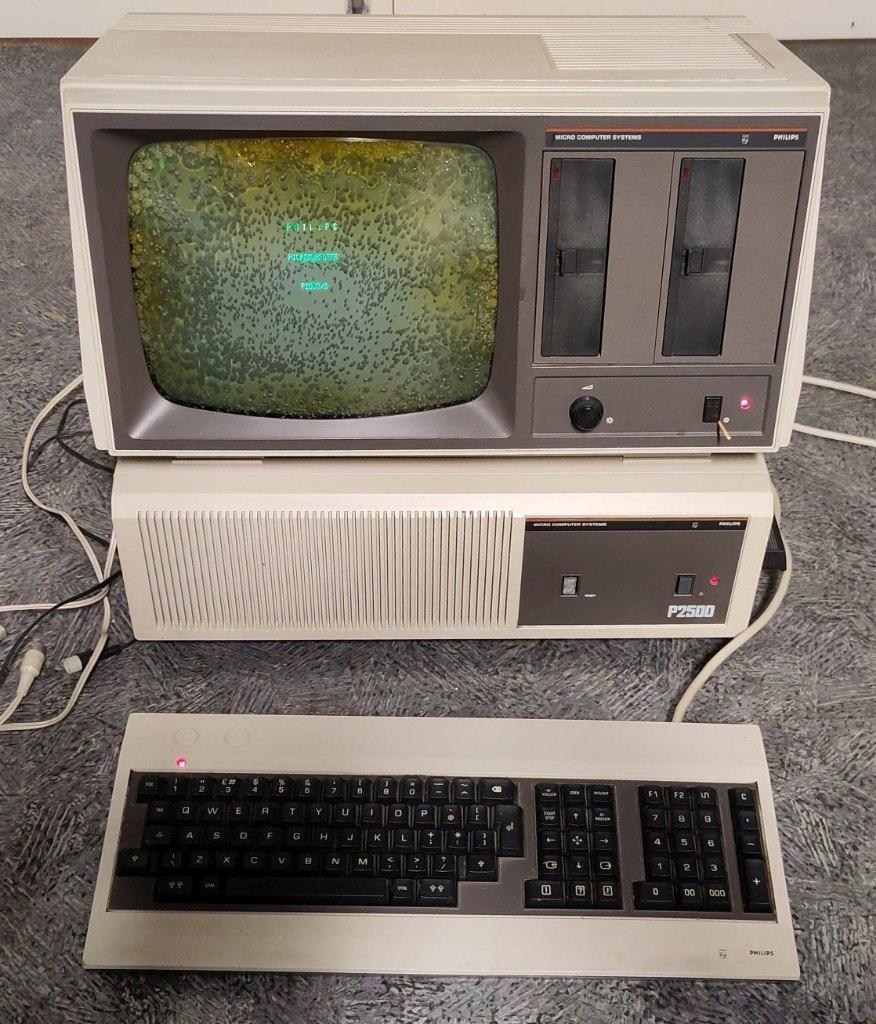 zeldzaam Philips P2500 computer, Ophalen, Philips
