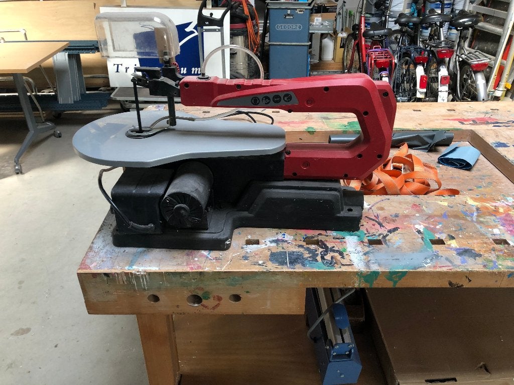 kleine lintzaag/figuurzaag, Ophalen, Minder dan 30 mm, Gebruikt, Einhell