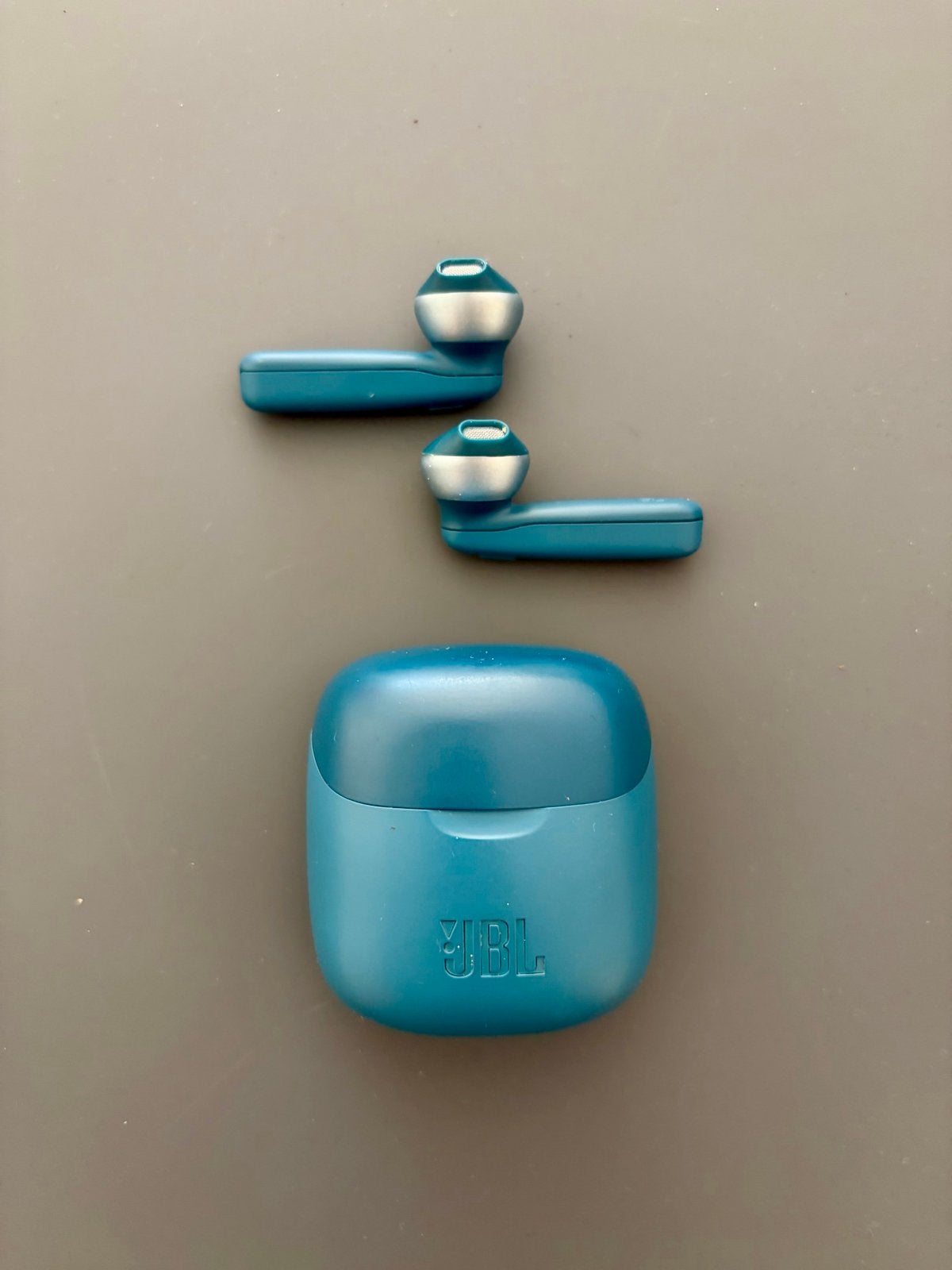 JBL earpods in Petrol met Case - Zo goed als nieuw, Audio, Tv en Foto, Koptelefoons, Ophalen, In-ear, JBL, Zo goed als nieuw