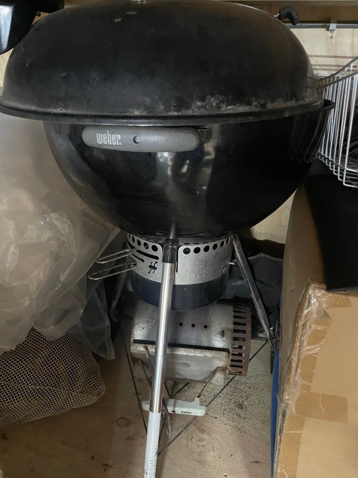 Weber touch GBS 57 cm- met starter, dekselhouder en hoes, Ophalen, Gebruikt