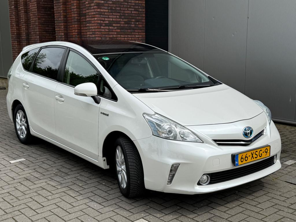 Toyota Prius Wagon 1.8 Full Hybrid 136PK Aut 96g 2012 Wit, Auto's, 4 cilinders, 7 stoelen, Wit, Origineel Nederlands
