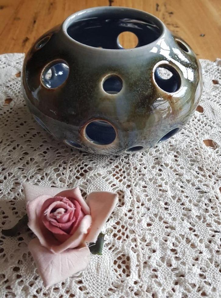 Gesigneerde bruin / groen / blauw keramieke theelicht, Overige materialen, -, Ophalen of Verzenden, -