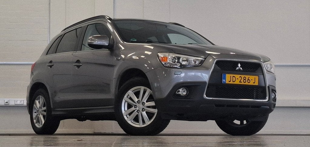 Mitsubishi ASX 1.6 Intense ClearTec Trekhaak Pano Xenon Alls, Auto's, Mitsubishi, Voorwielaandrijving, Euro 5, Stof, Gebruikt