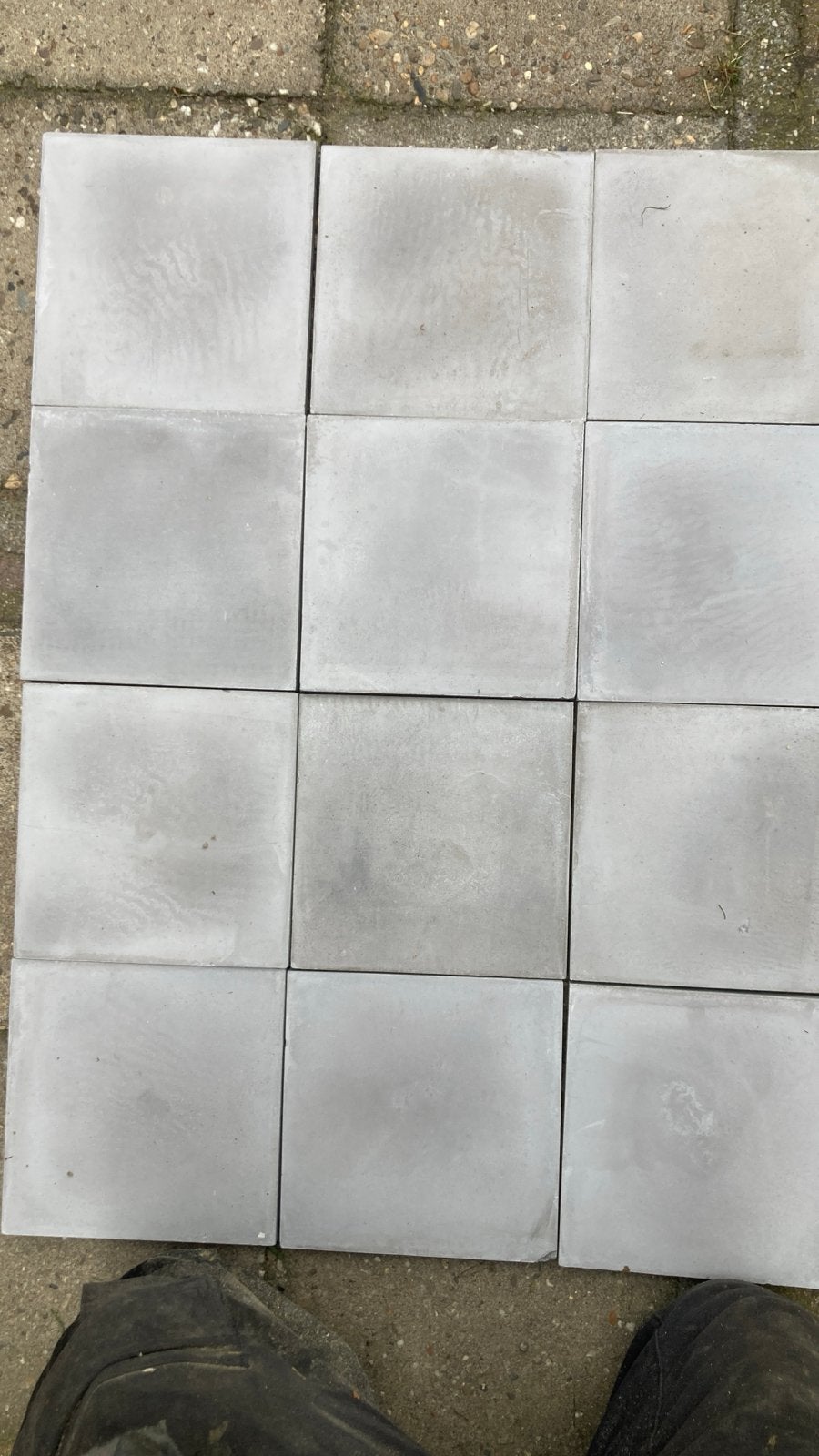 Grijze cementtegels voor vloer of wand, Ophalen, Overige materialen, Zo goed als nieuw, 20 tot 40 cm