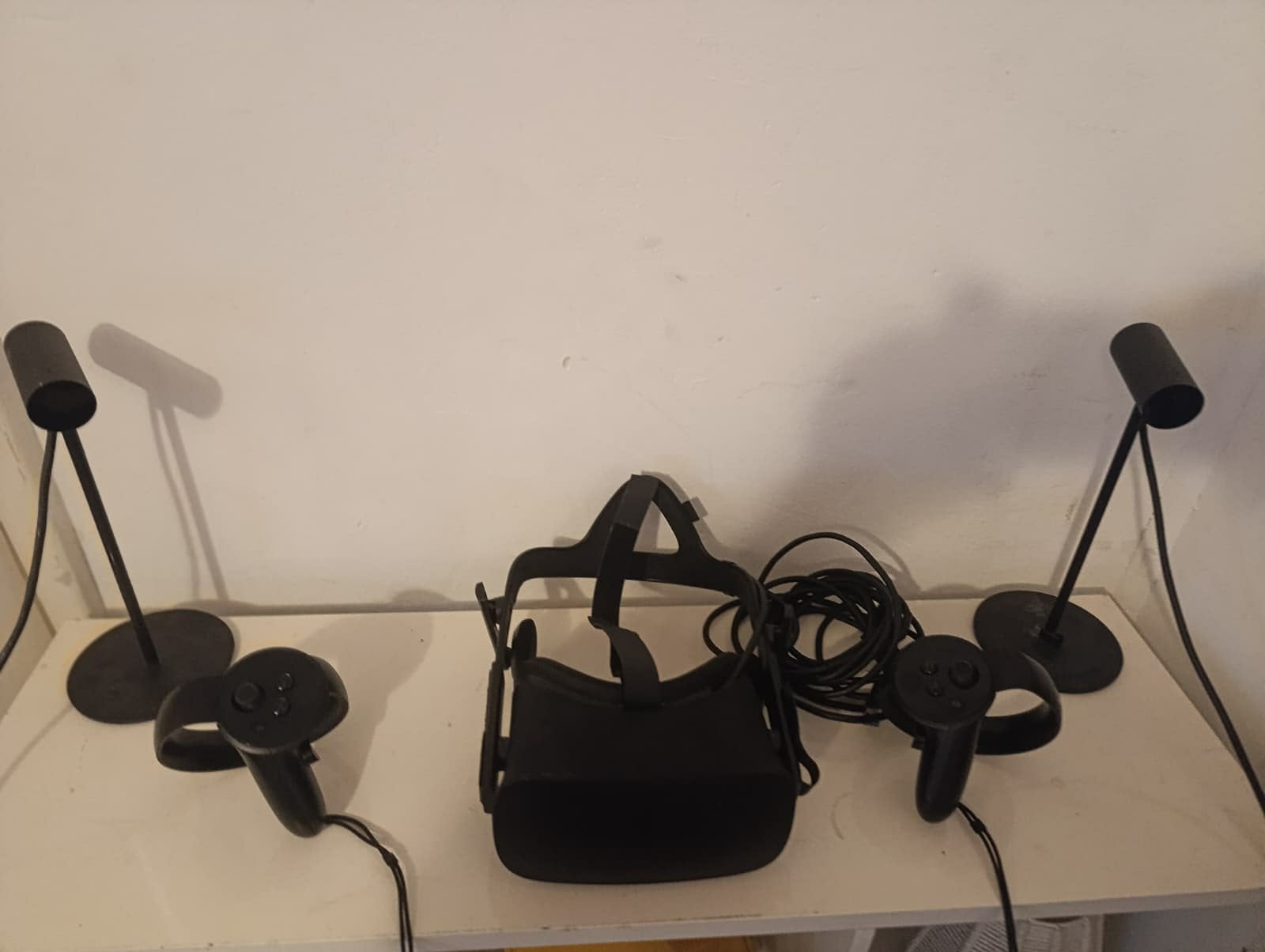 Oculus Rift CV1 VR-headset met controllers en sensoren zgan!, Ophalen of Verzenden, Zo goed als nieuw, VR-bril, Pc