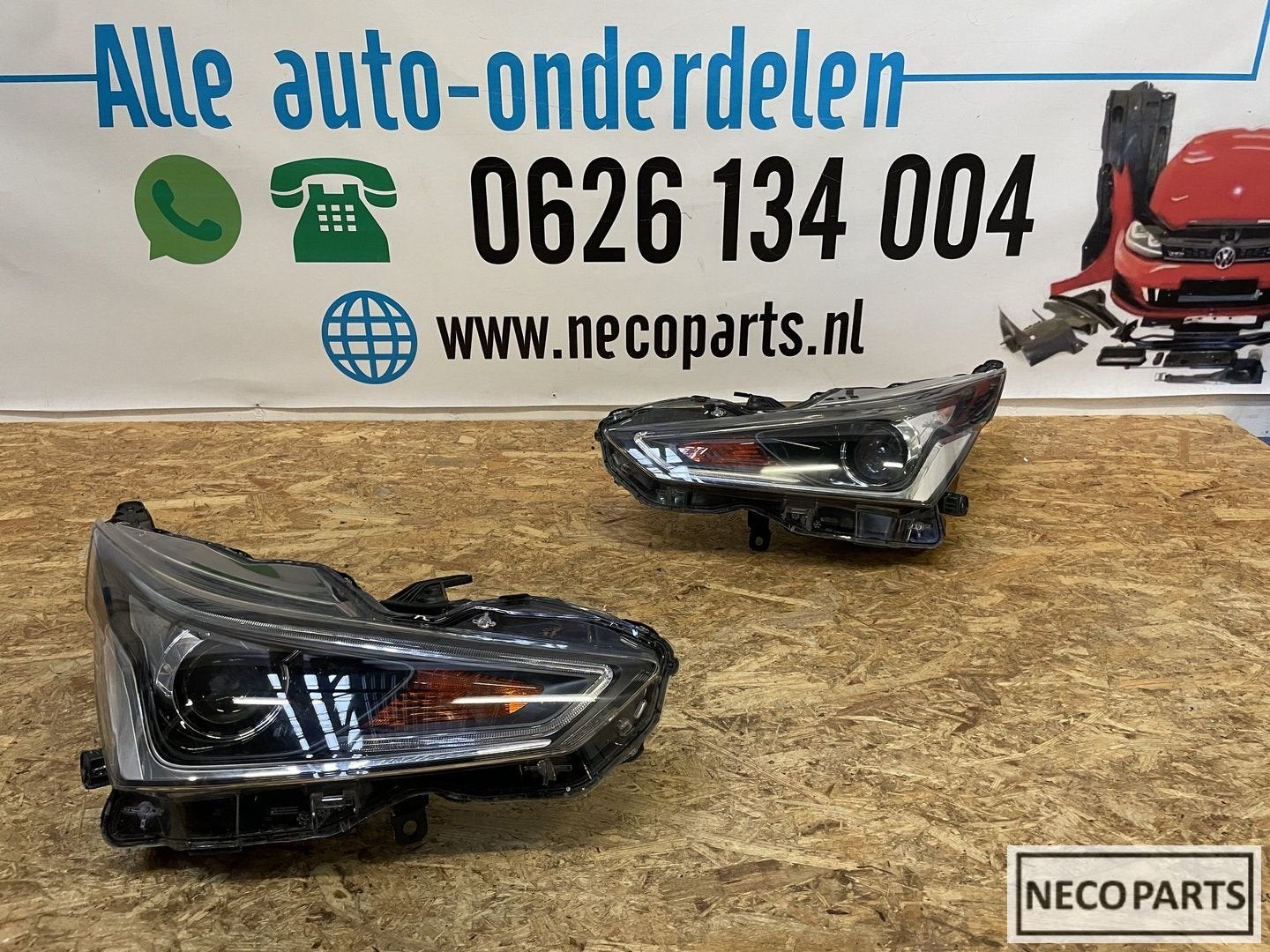 TOYOTA AYGO FACELIFT LED KOPLAMPEN KOPLAMP ORIGINEEL, Gebruikt, -, -, Ophalen of Verzenden