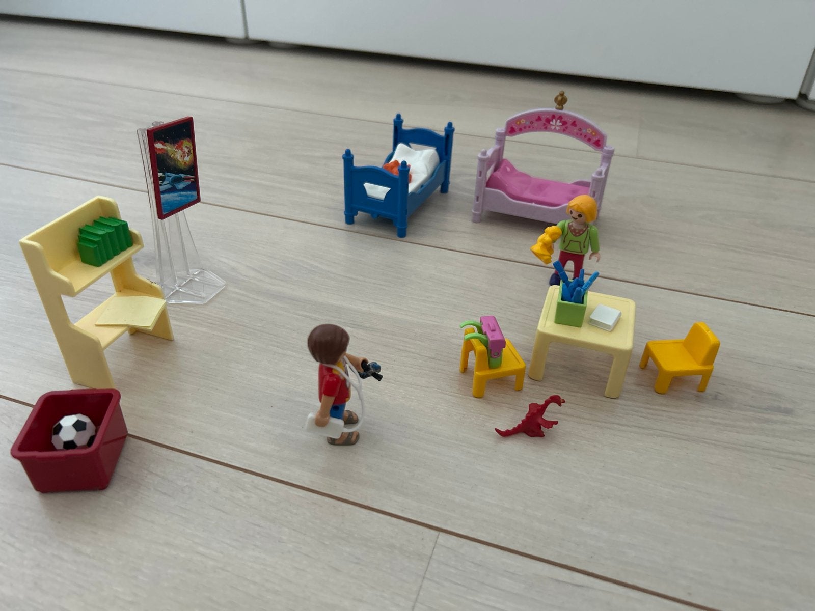 Playmobil 5306 Kinderkamer met bedden en figuren, Complete set, Overige typen, Ophalen of Verzenden, Zo goed als nieuw