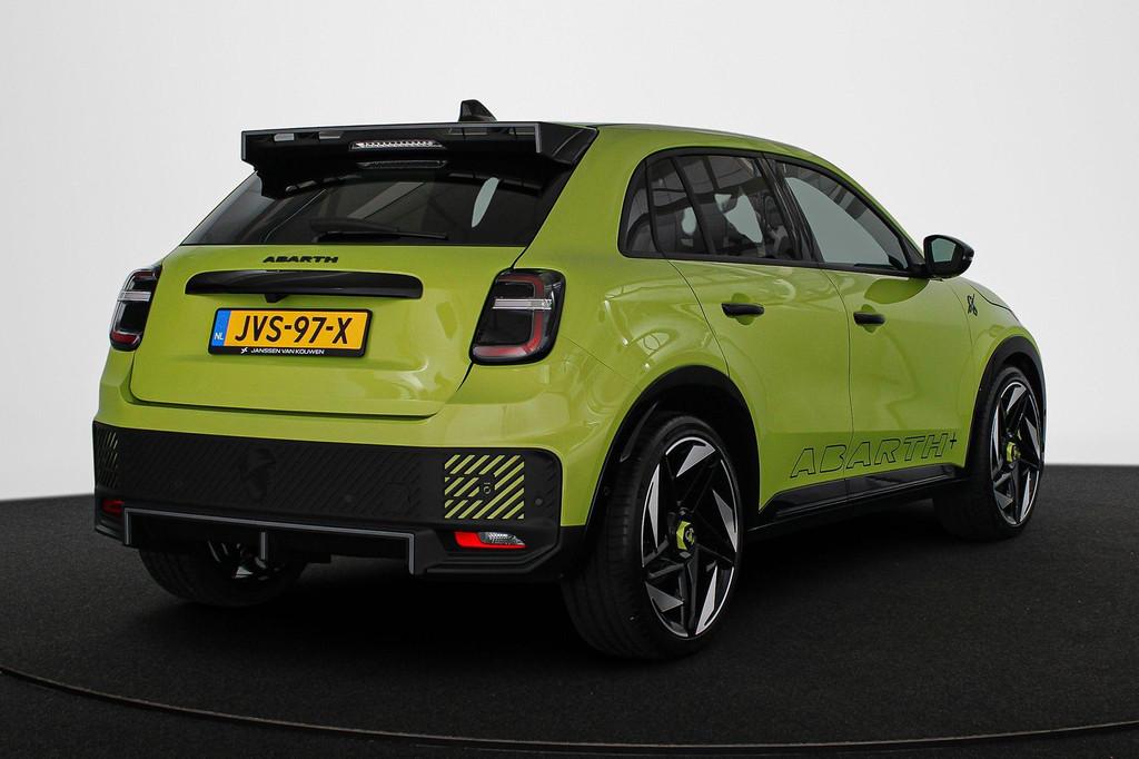 Abarth 600e Scorpionissima 54 kWh Stoel-Voorruitverwarming K, SUV of Terreinwagen, 345 min, Voorwielaandrijving, Automaat