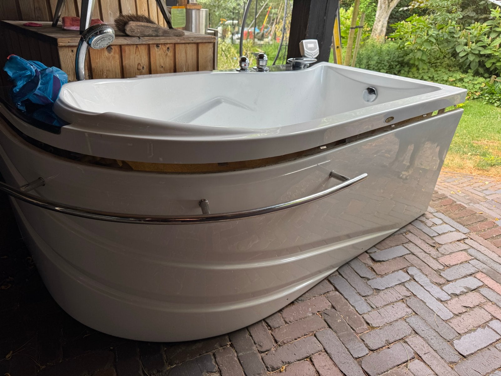 Gratis bubbelbad (Maxaro Splash) met voorzetwand, Ophalen, Gebruikt, Met bad