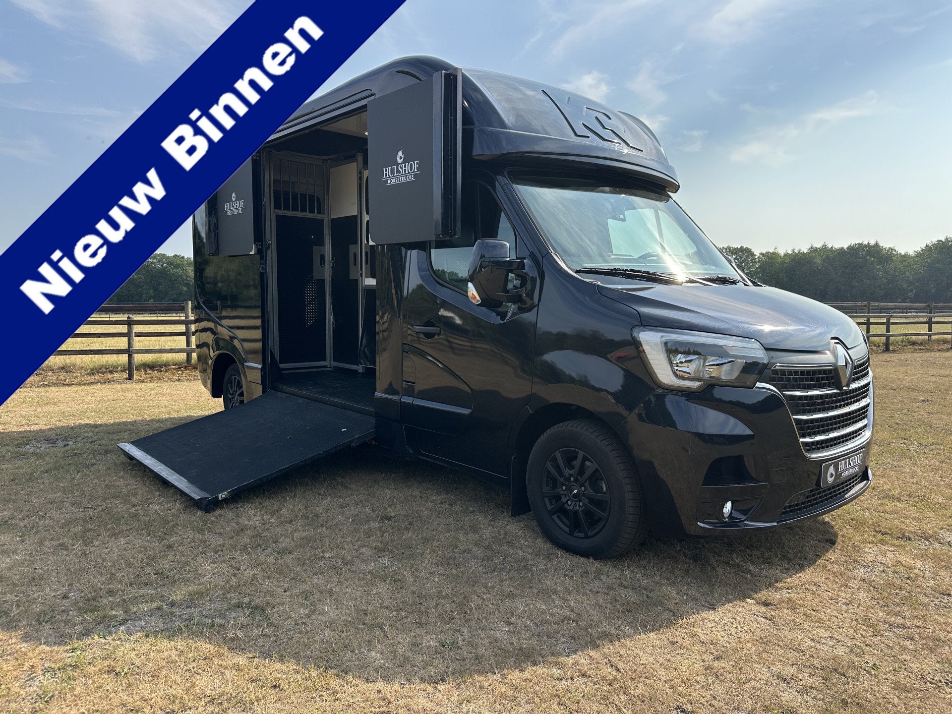 Renault Master KRISMAR 2-paards paardenvrachtwagen automaat, Gebruikt, Info@hulshof-trading.nl, Overige typen, Hulshof-Trading