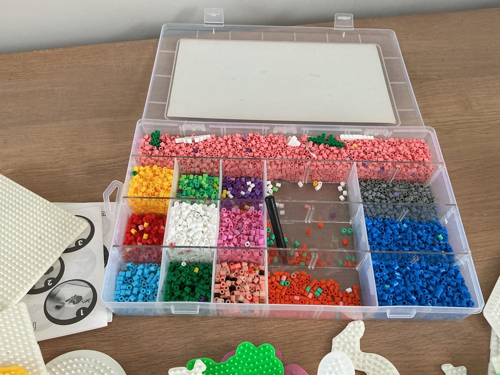 Grote Hama kralen en strijkkralen set met accessoires, Gebruikt, Meerkleurig, Ophalen of Verzenden, Kunststof