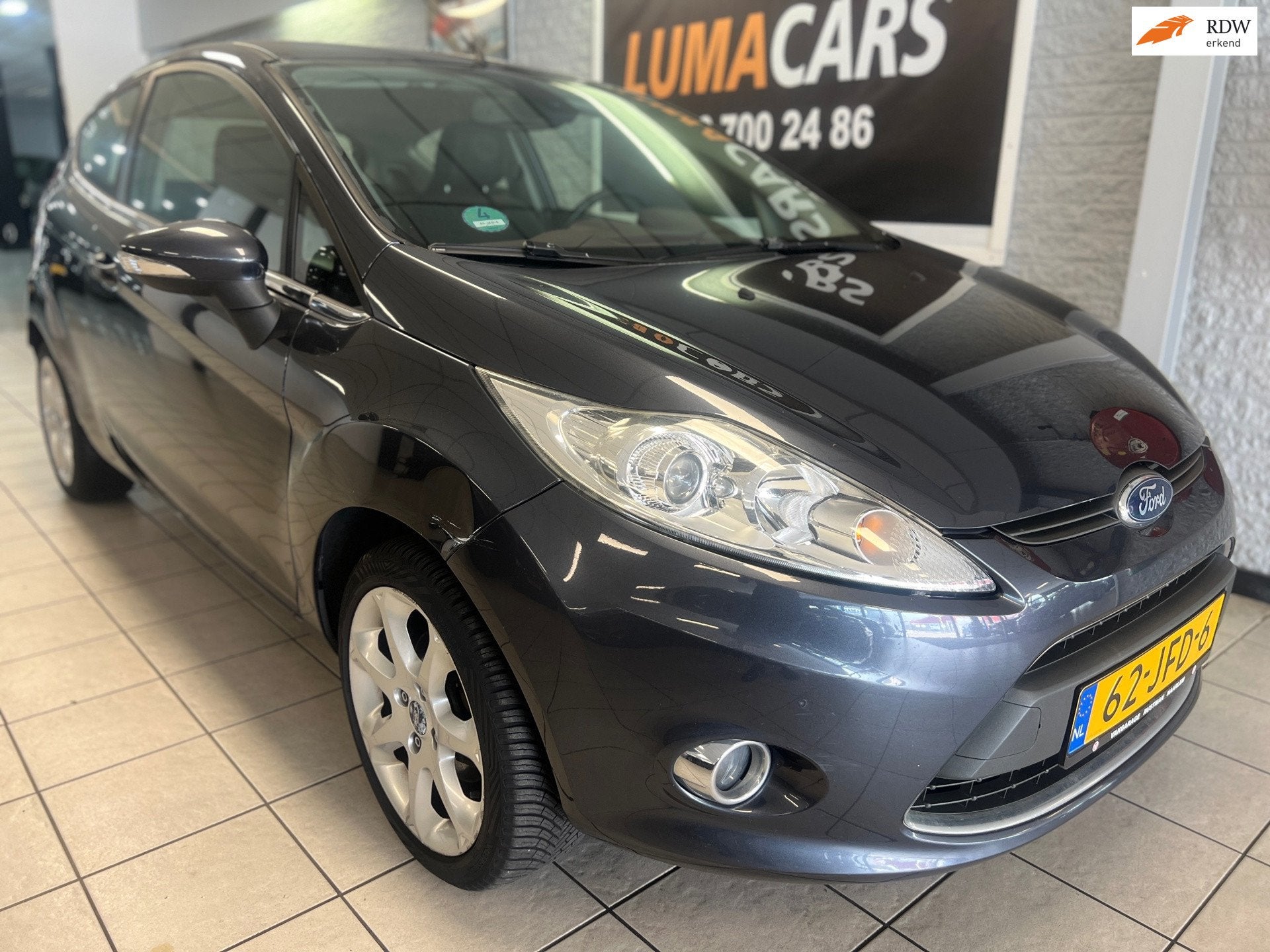 Ford Fiesta 1.6 Titanium|Cruise |Elektr. | PDC | Apk aanw. |, Auto's, Ford, Gebruikt, 31 €/maand, 4 cilinders, Origineel Nederlands