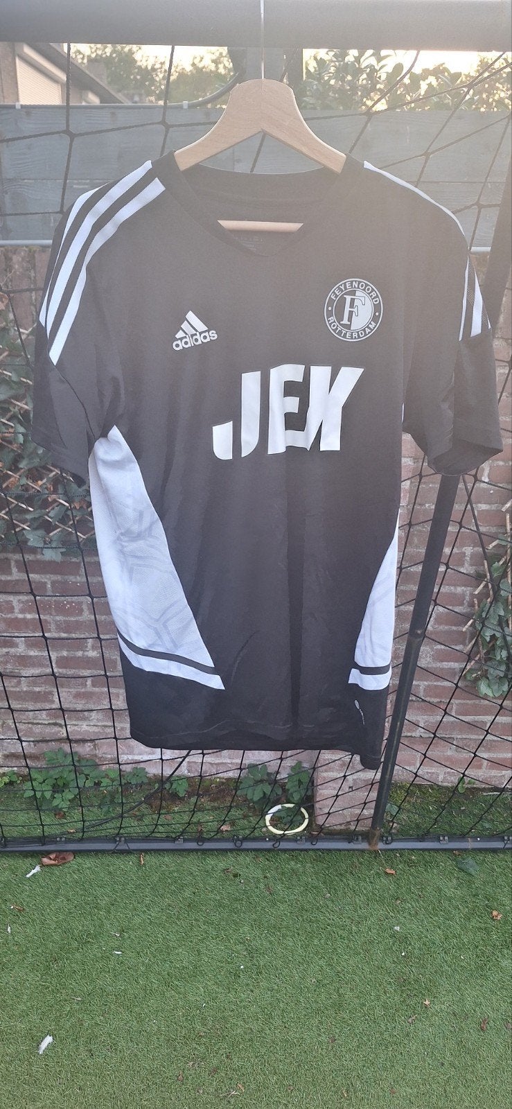 Feyenoord training shirt Adidas Maat M (13525), Shirt, ., Ophalen of Verzenden, Zo goed als nieuw