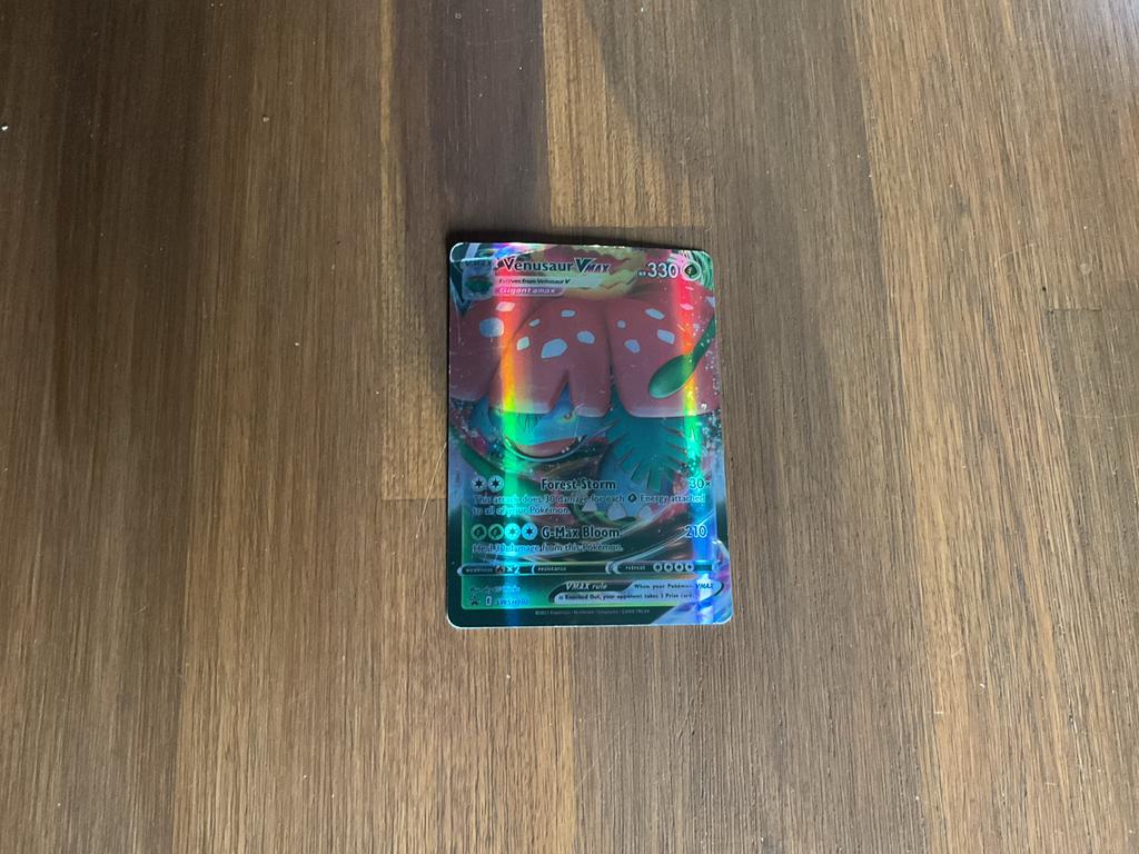Venusaur VMAX Pokémon kaart (Foil), Ophalen of Verzenden, Zo goed als nieuw, Losse kaart, Foil