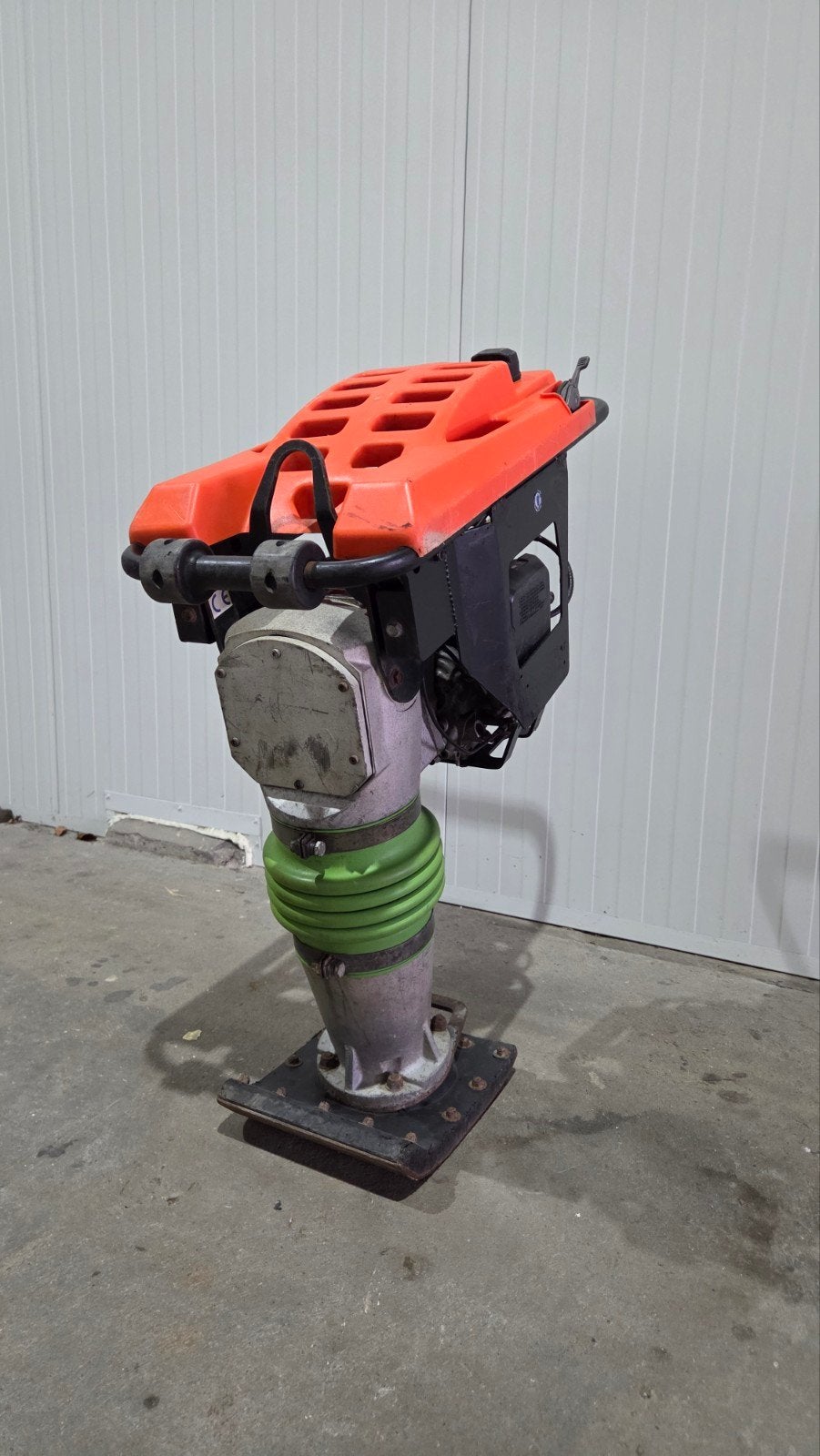 SAMAC S-58 stamper | Honda GX100 te koop bij Vonk Bouwmaterieel