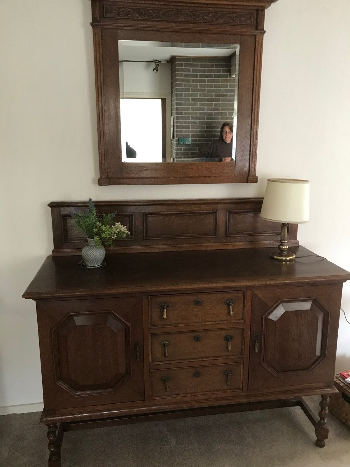 Antiek dressoir met spiegel van massief eikenhout, Antiek en Kunst, Ophalen