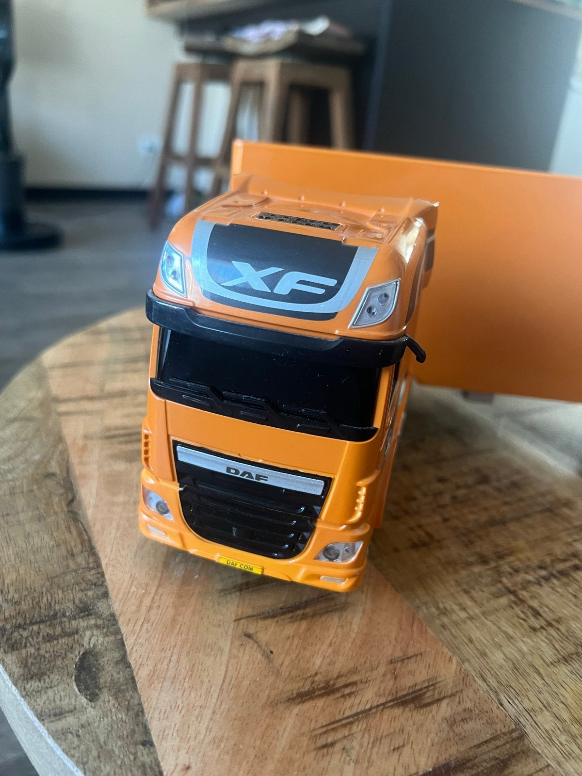 DAF XF Schaalmodel super SpaceTruck met Trailer - Oranje, Overige merken, Verzenden, 1:32 tot 1:50, Zo goed als nieuw