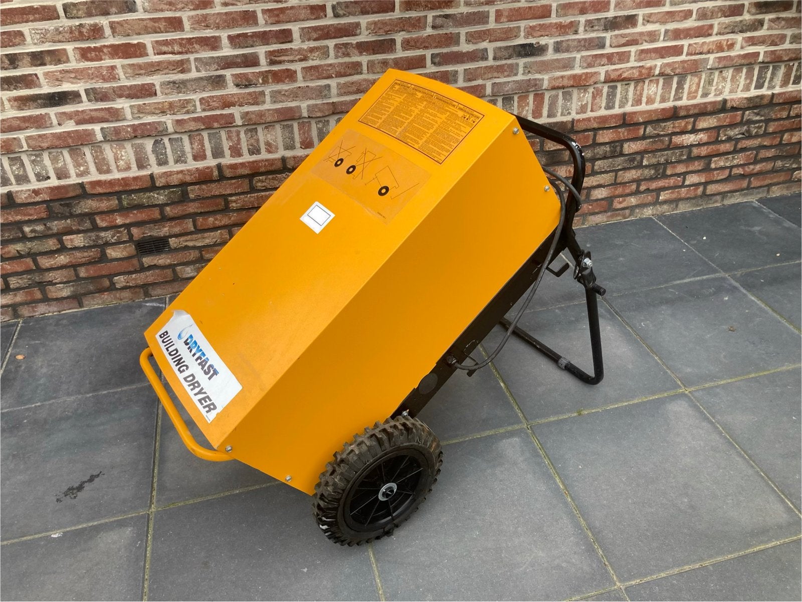 Bouwdroger Dryfast DF800 - krachtig en stil, Ophalen
