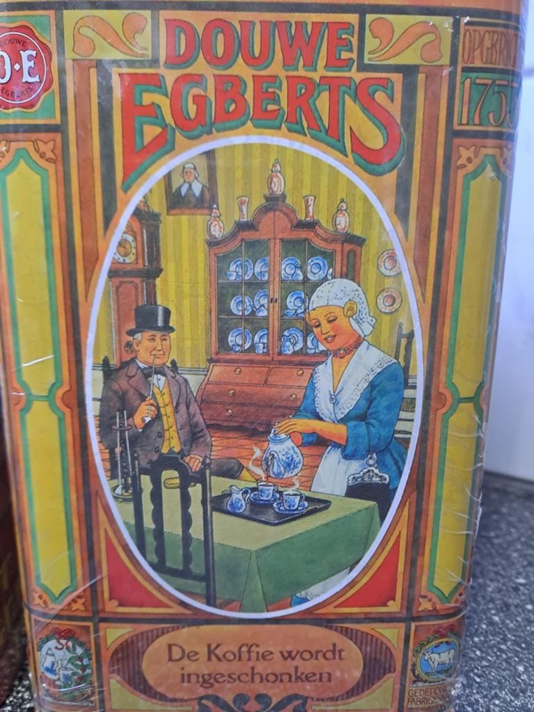 2 Douwe Egberts koffieblikken, Verzamelen, Blikken, Ophalen of Verzenden, Nieuw, Koffie, Douwe Egberts