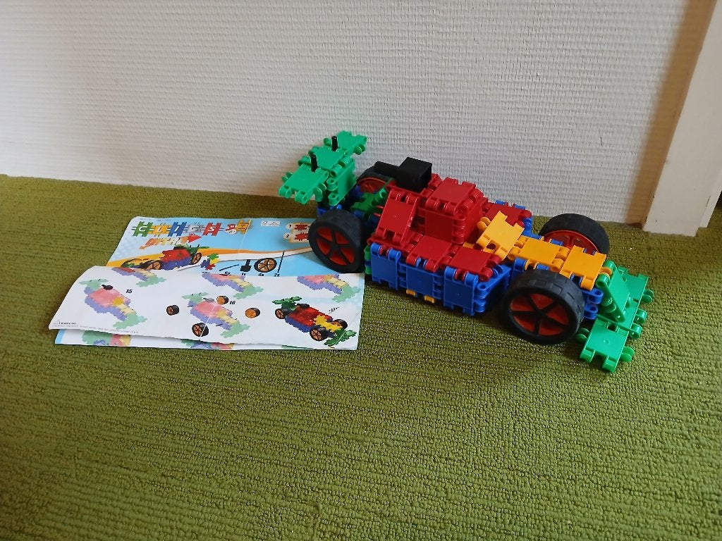 Grote set bouwstenen cliks clics 4 grote wielen 73delig auto, Ophalen of Verzenden, Zo goed als nieuw, Overige merken