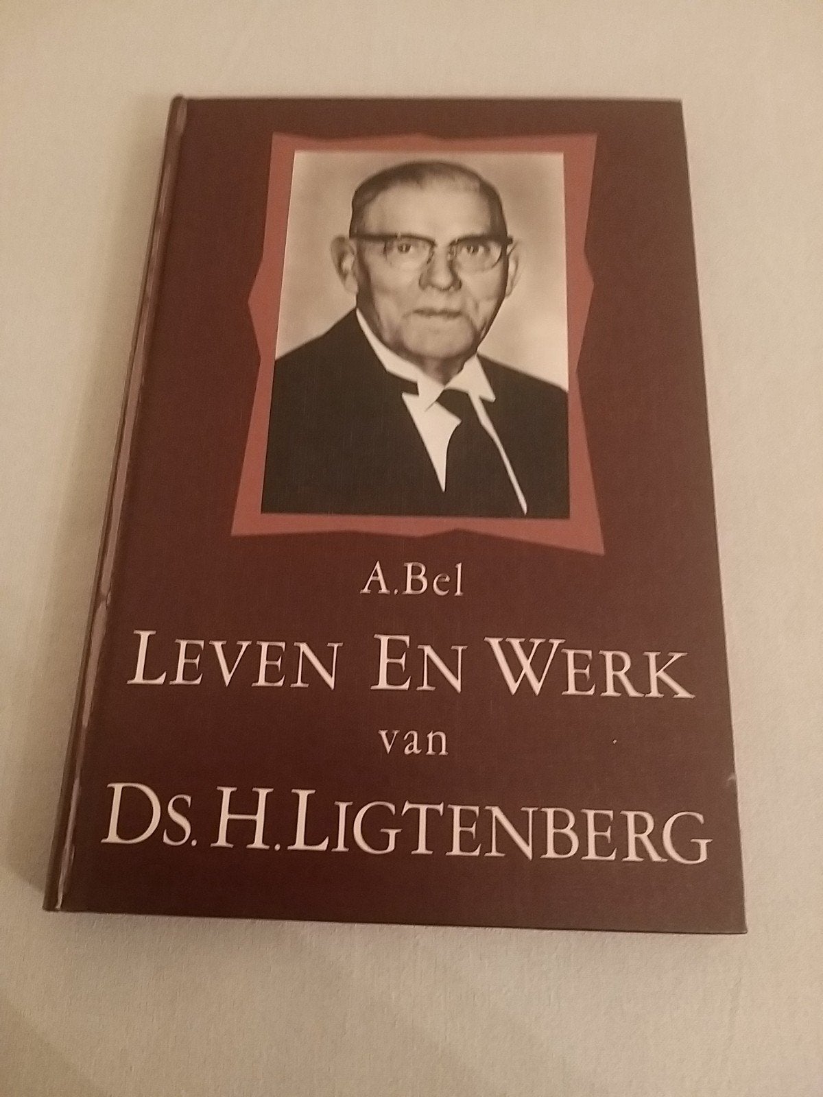 leven en werk van Ds H Ligtenberg A Bel 3e druk den Hertog H, Boeken, Ophalen of Verzenden, Gelezen, A Bel, Christendom | Protestants