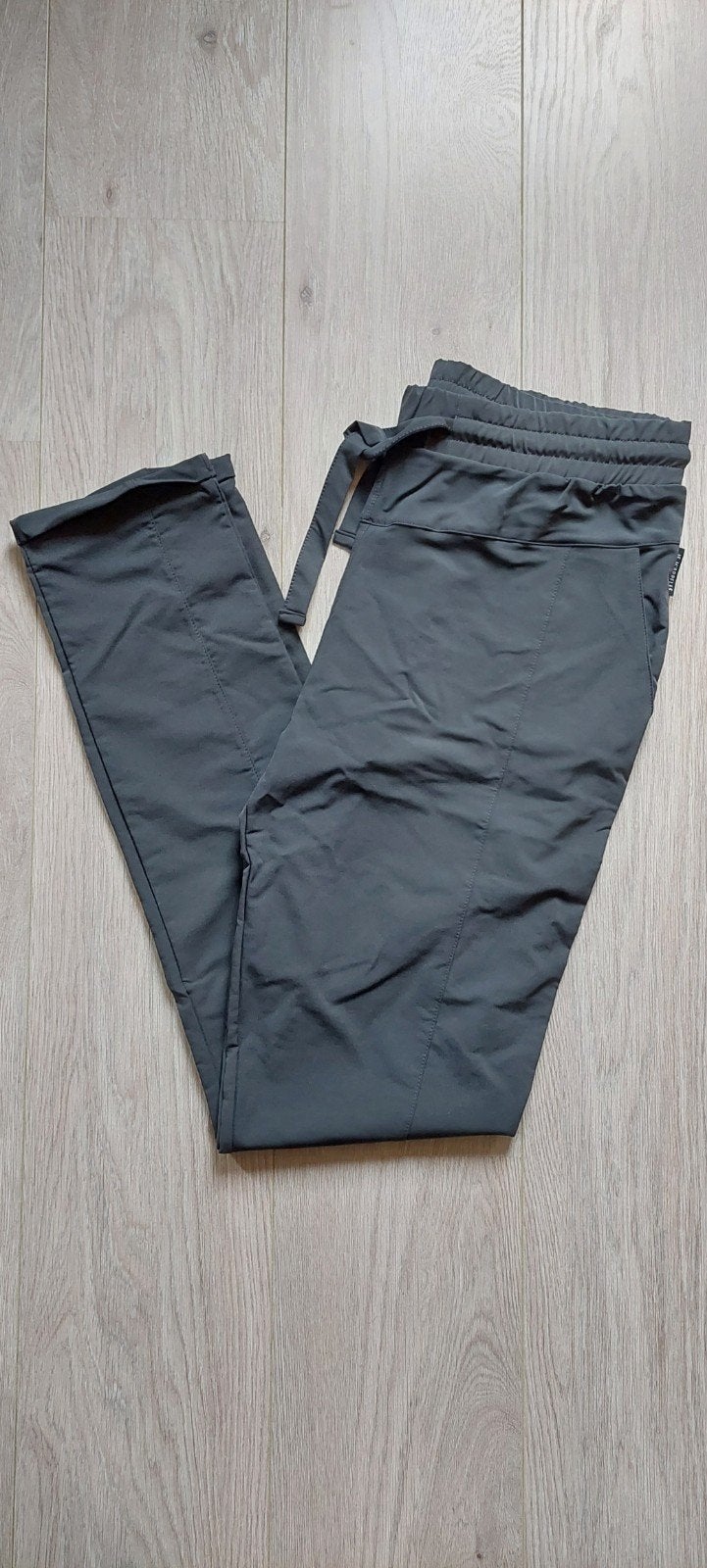 Je m'Appelle Pant Casual Travel XL/42 grey, extra lang, Maat 42/44 (L), Nieuw, Ophalen of Verzenden, Je m’appelle