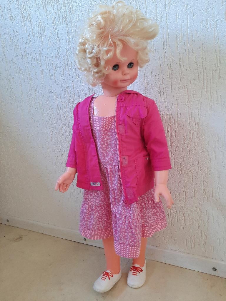 Grote pop 85 cm ( J44 ), Ophalen of Verzenden, Zo goed als nieuw, Babypop
