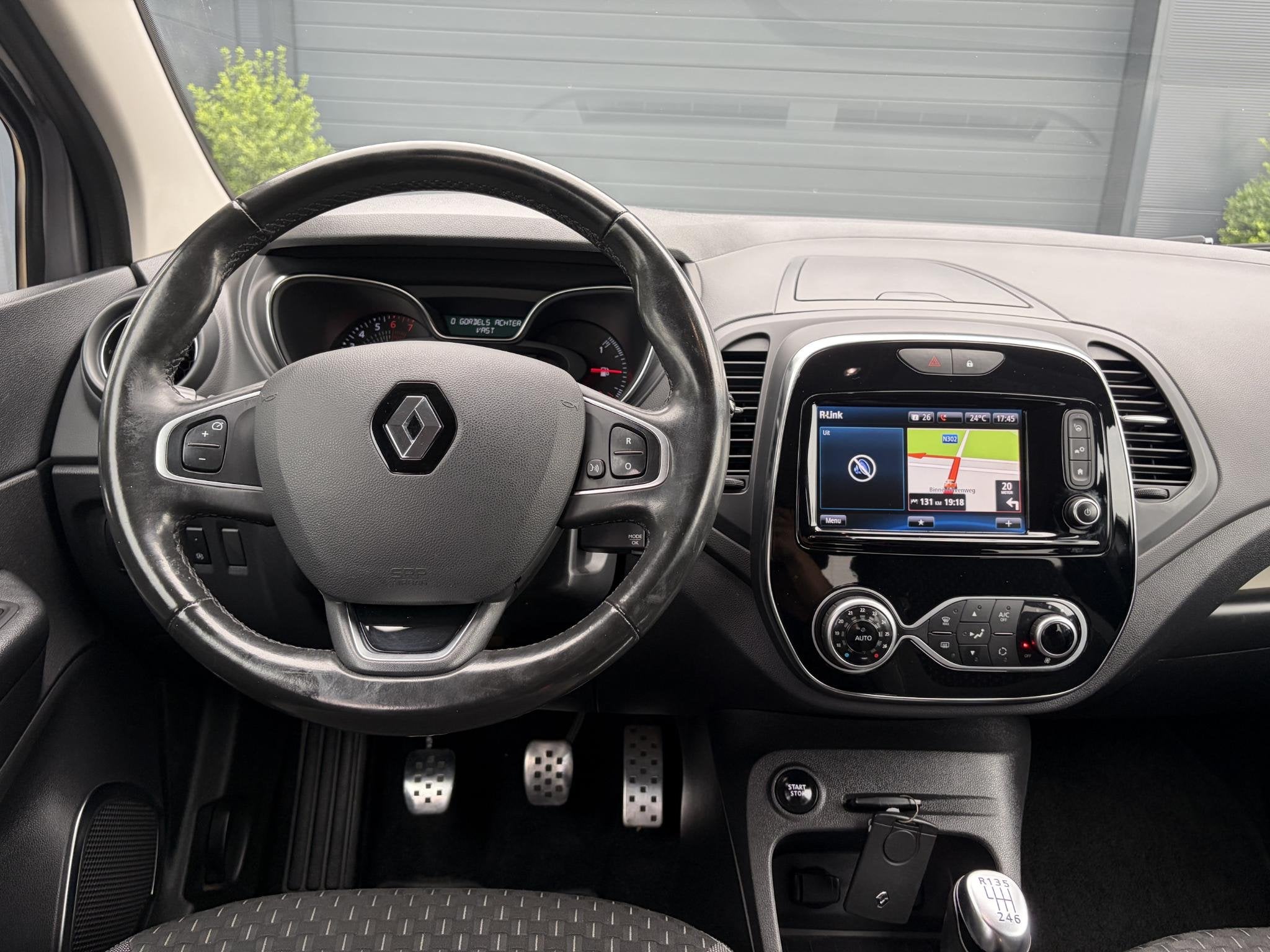 Renault Captur 1.2 TCe Intens 120pk,1e Eigenaar,Camera,Trekh, Stof, Gebruikt, Euro 6, 4 cilinders