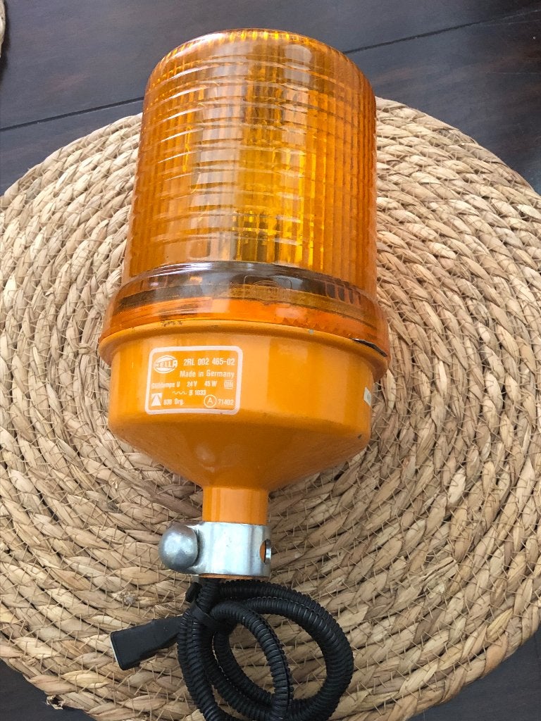 Vintage Hella KL 60 zwaailamp / zwaailicht/ 24 volt - ZGAN, Ophalen, Zo goed als nieuw