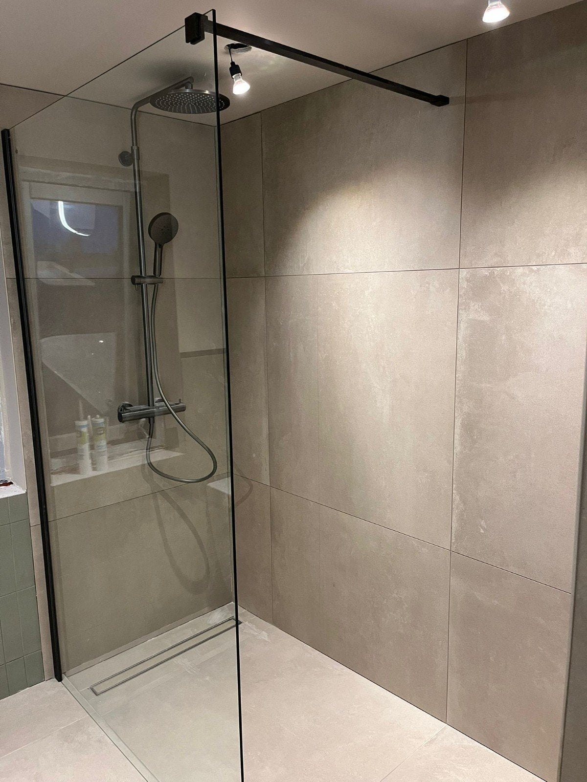 Imola Azuma vloer/wand tegels 90x90 cm - 20 stuks nieuw, Doe-het-zelf en Verbouw, Tegels, Ophalen