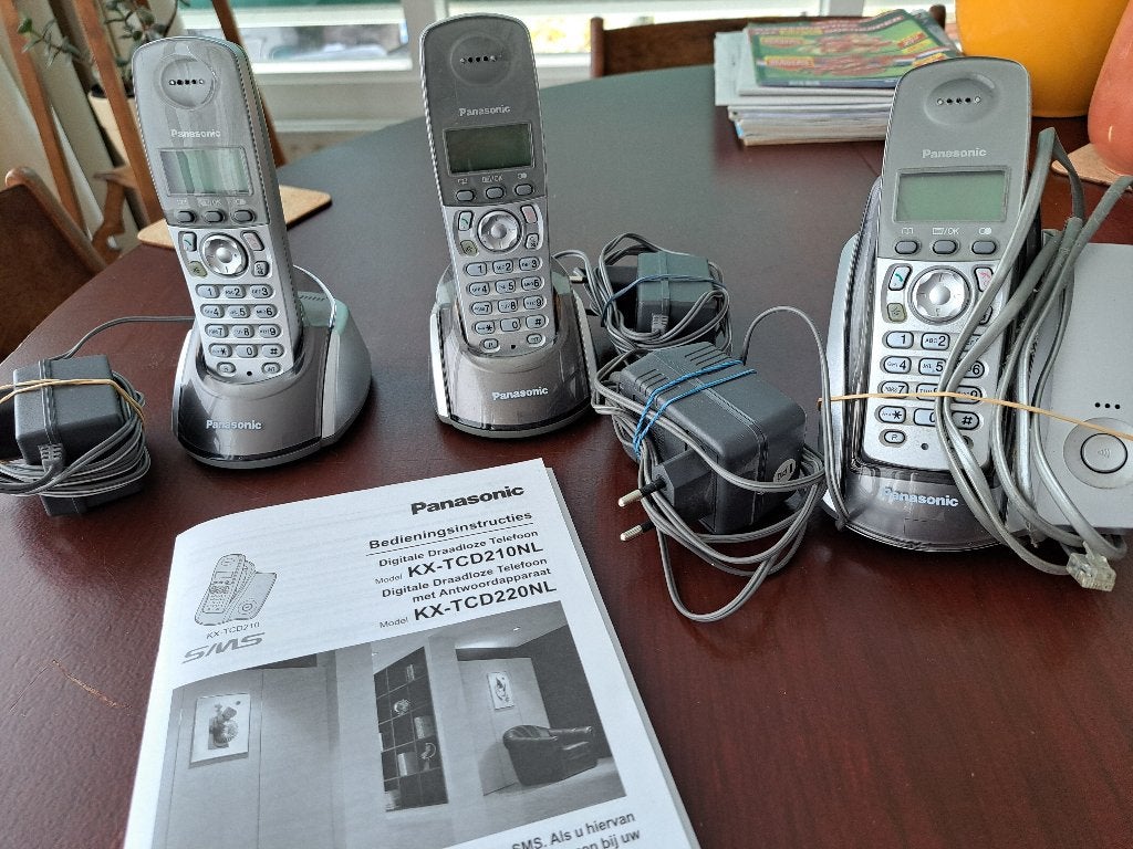 Panasonic telefoon set van 3, Telecommunicatie, Ophalen, Gebruikt, 3 handsets