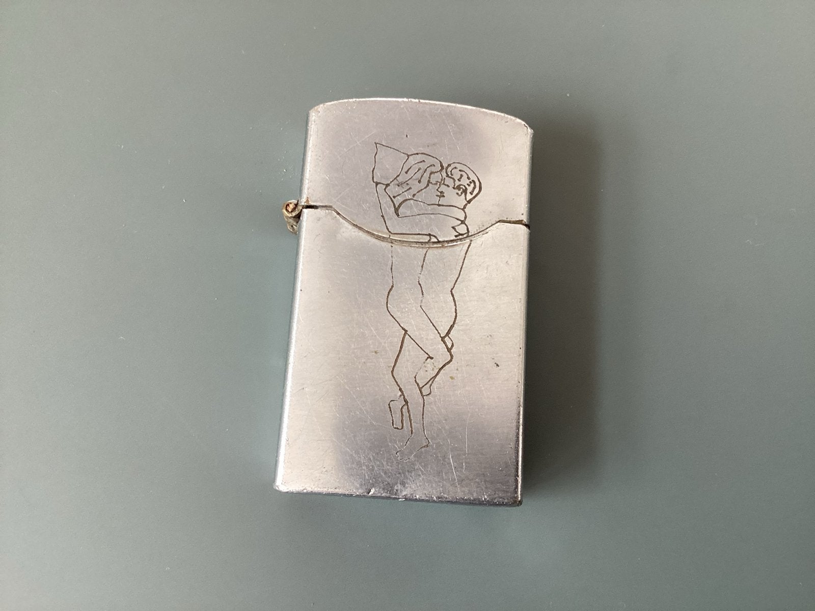 Vintage Vietnam Zippo Aansteker - Pleiku 68-69, Ophalen of Verzenden, Gebruikt, Aansteker