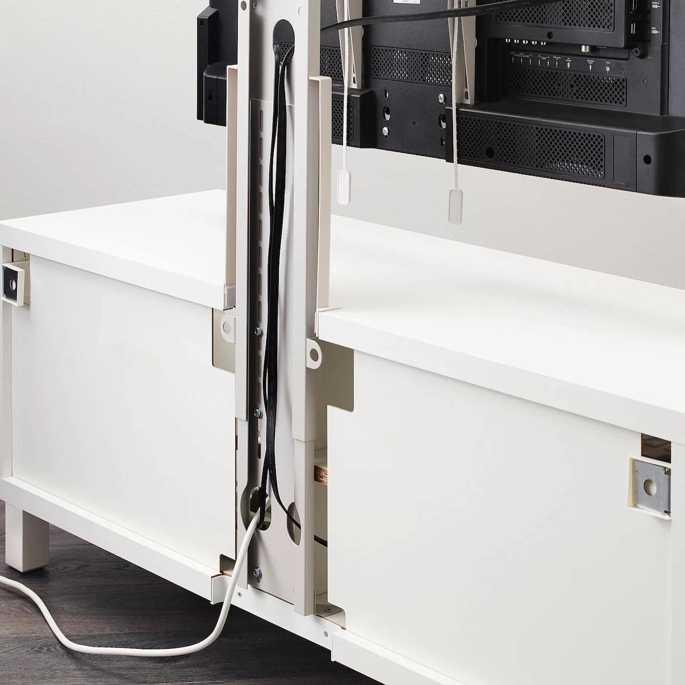 IKEA Uppleva TV Beugel voor BESTÅ, MOSTORP, MALSJÖ, Audio, Tv en Foto, Televisiebeugels, Ophalen of Verzenden, Zo goed als nieuw
