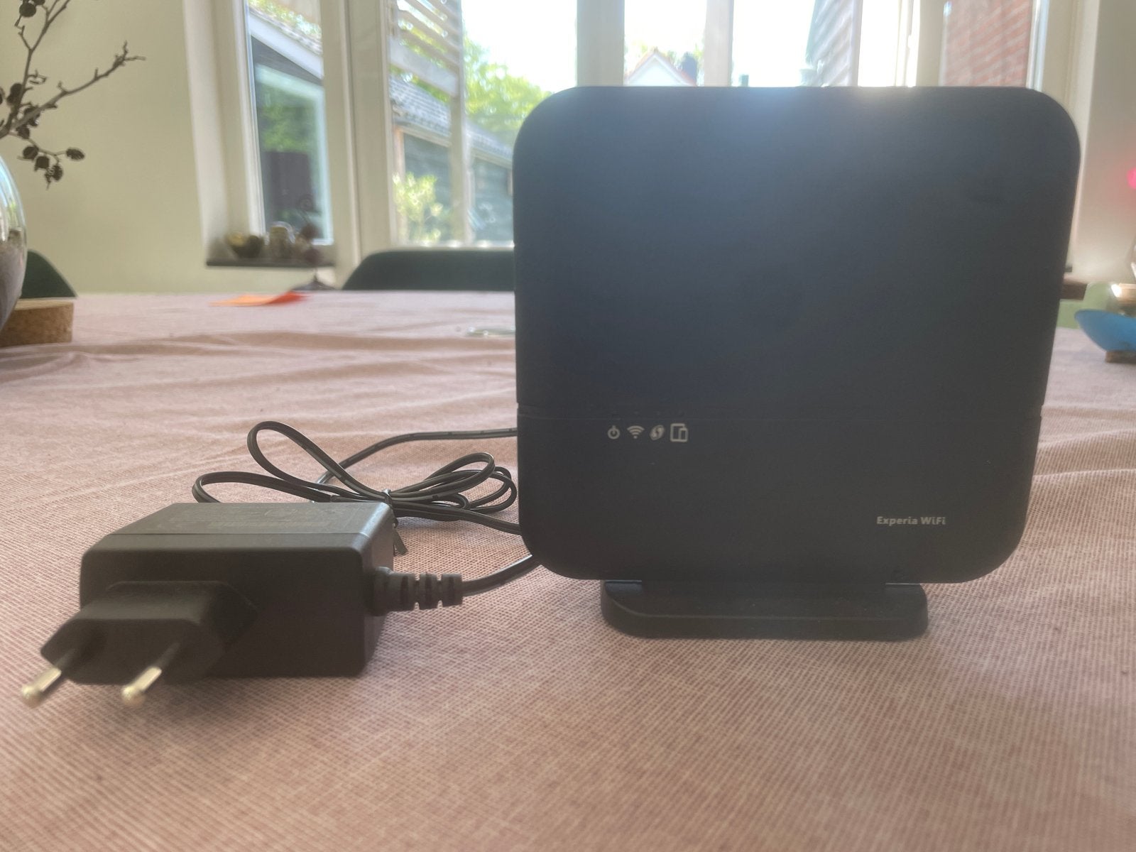 KPN Experia WiFi Versterker- Zo goed als nieuw, Computers en Software, Routers en Modems, Zo goed als nieuw, Router, Ophalen of Verzenden