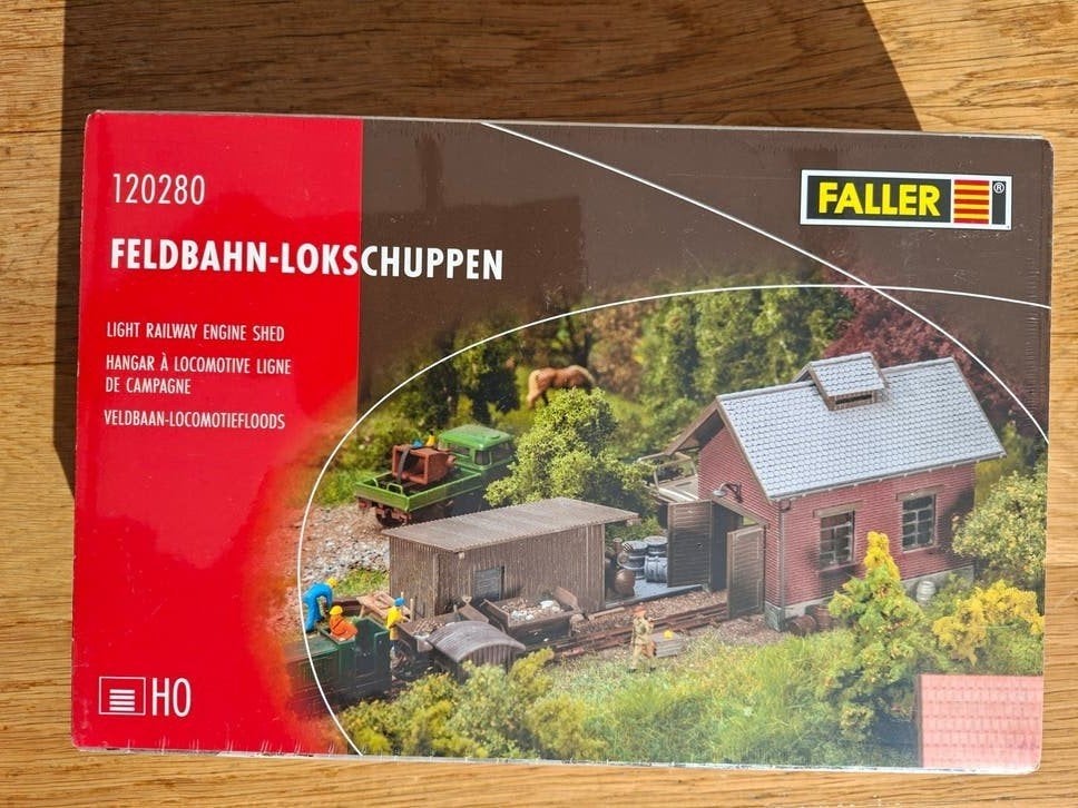 Faller 120280 veldbaan locomotief loods Märklin Roco Busch, Overige merken, Gelijkstroom of Wisselstroom, Brug, Tunnel of Gebouw