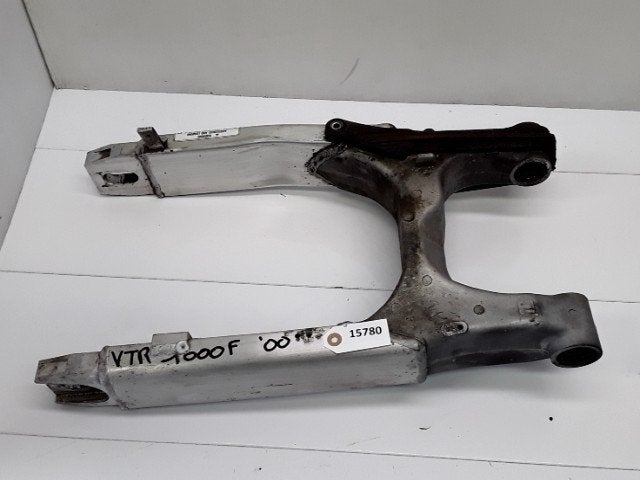 VTR1000F 1997 - 2006 Honda Achterbrug D1-26374