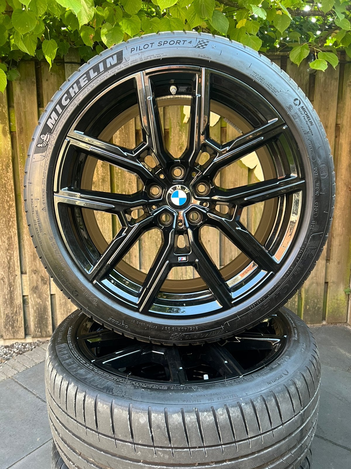 ORIGINEEL BMW 4 SERIE G26 859M LM VELGEN MICHELIN PS4 BREED, Gebruikt, 255 mm, Banden en Velgen, Personenwagen