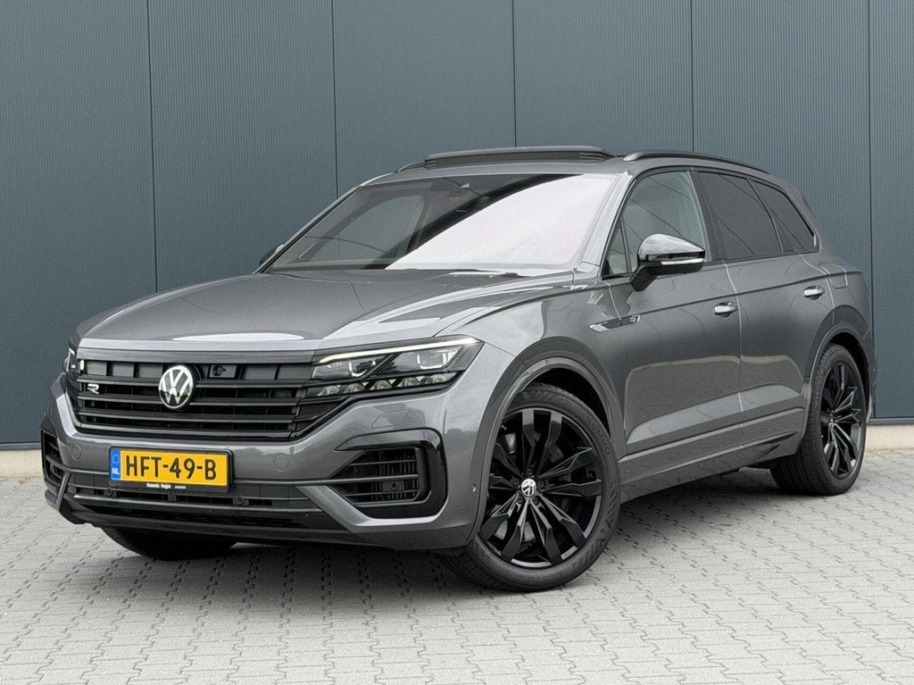 Volkswagen Touareg 3.0 TSI 4MOTION R Pano - Hud - Nachtzicht, Auto's, Volkswagen, Automaat, Gebruikt, 2995 cc, 462 pk