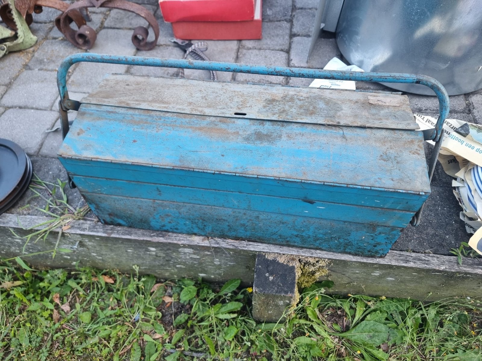 Vintage Gereedschapskist met Inhoud - Blauw Metaal, Antiek en Kunst, Ophalen