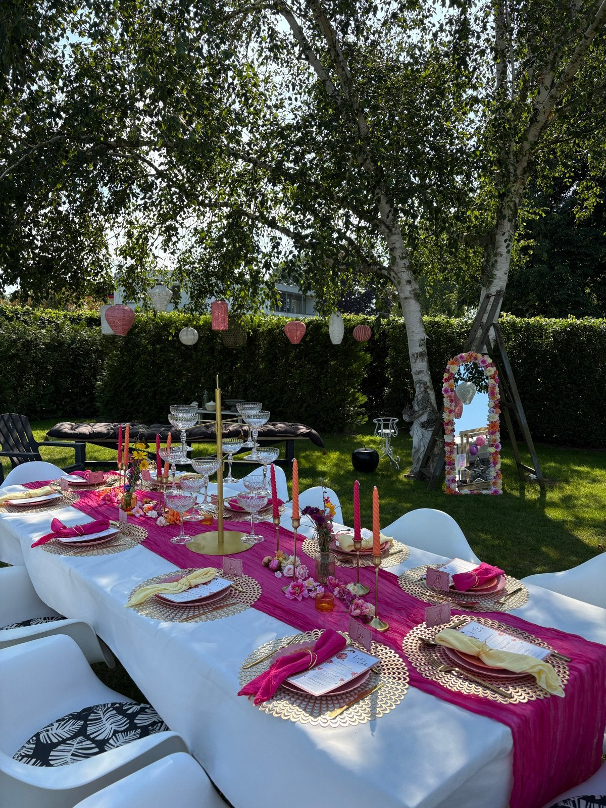 Tafeldecoratie 21 dinner (thema summer sunset) 10 personen, Ophalen, Meerkleurig, Overige materialen, Zo goed als nieuw
