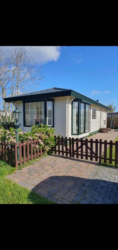 Te Koop Luxe Briljant Chalet in Rockanje, Caravans en Kamperen