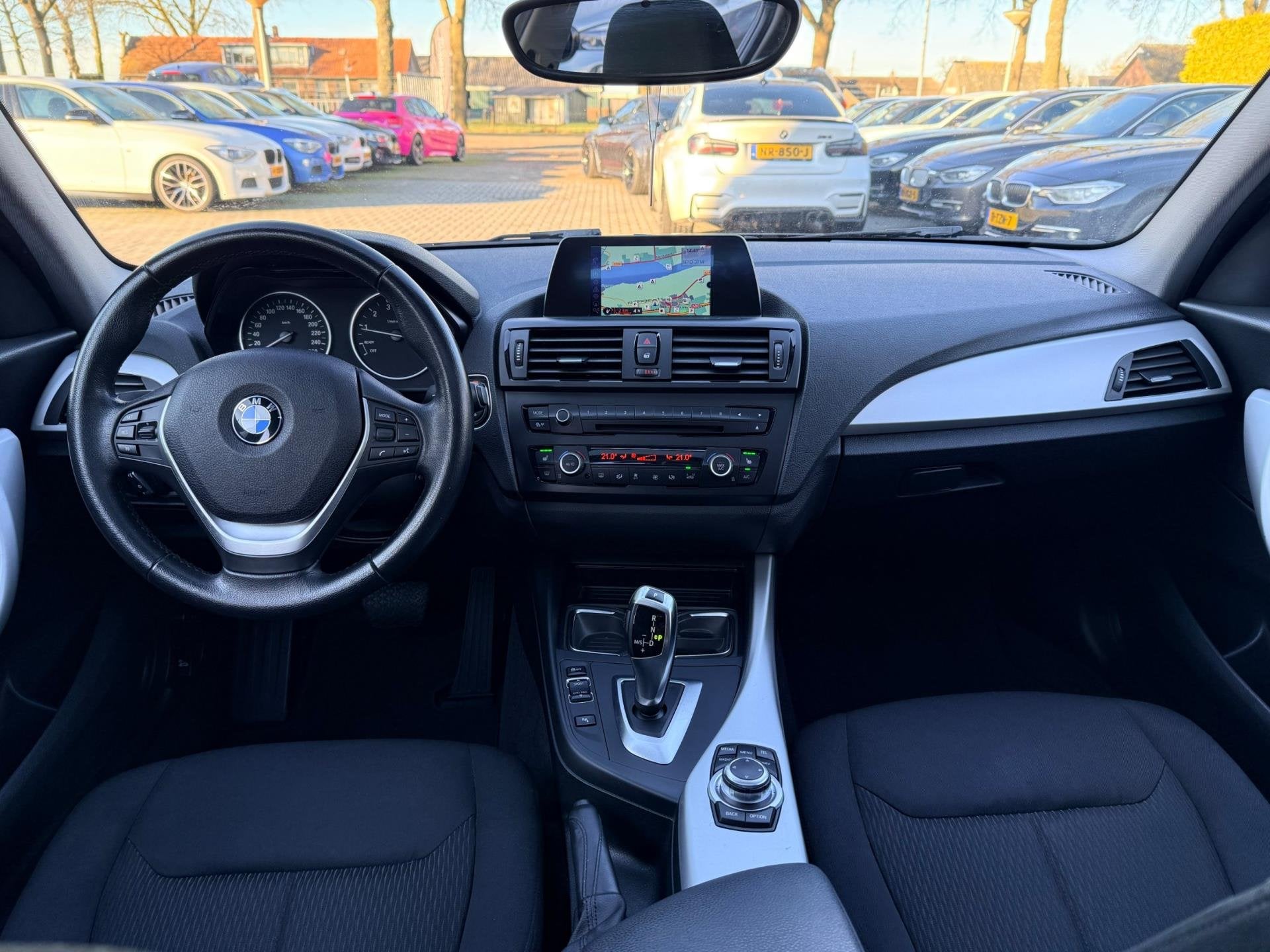 BMW 1-serie 116i Business+|Nieuwe Ketting + Klepseals|Dakje|, Euro 5, Gebruikt, Zwart, 4 cilinders