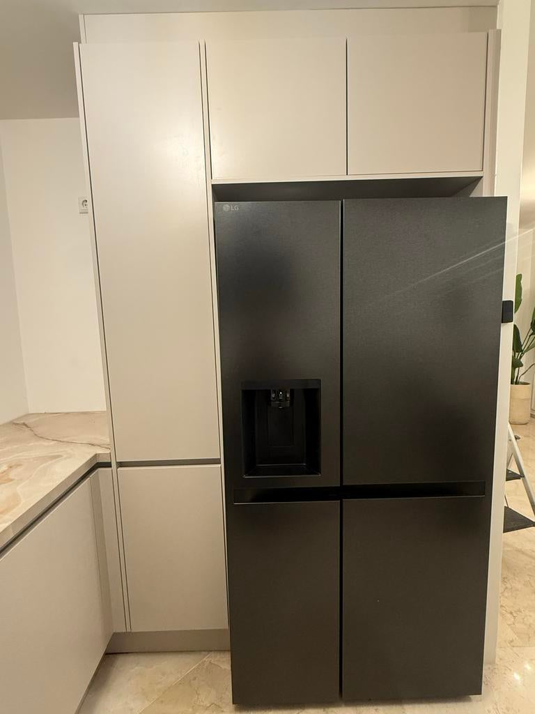 Moderne Keukenkasten - beige, Huis en Inrichting, Ophalen, 100 tot 150 cm, 200 cm of meer, Zo goed als nieuw