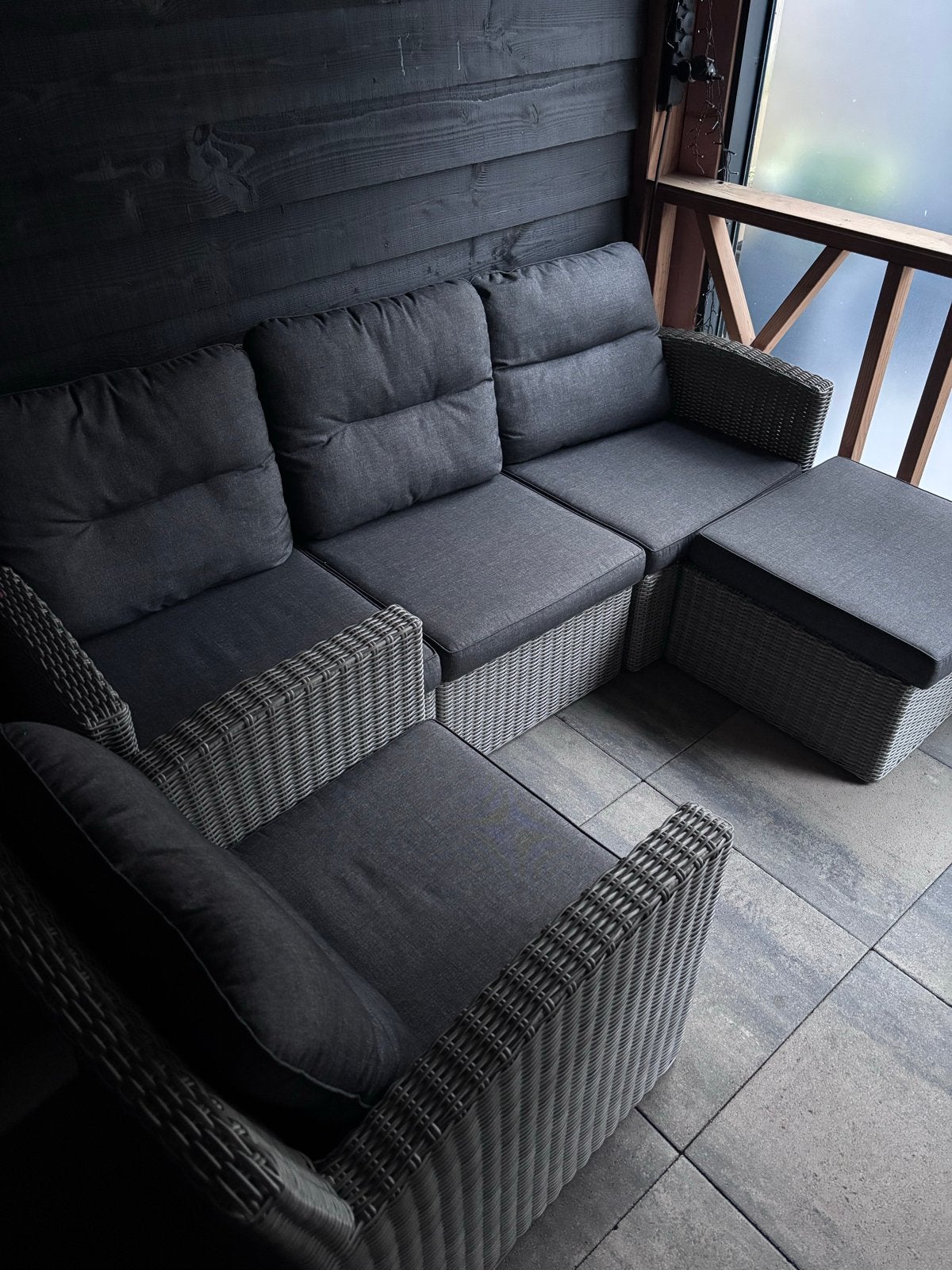Luxe Intenso Loungeset met Donkergrijze Kussens, Ophalen, 4 zitplaatsen, Zo goed als nieuw, Loungeset